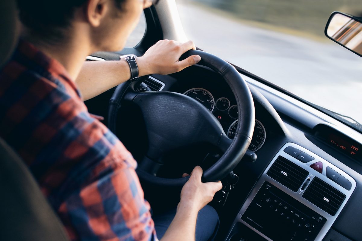 12 Tips for New Drivers That You Can’t Learn in a Driving School